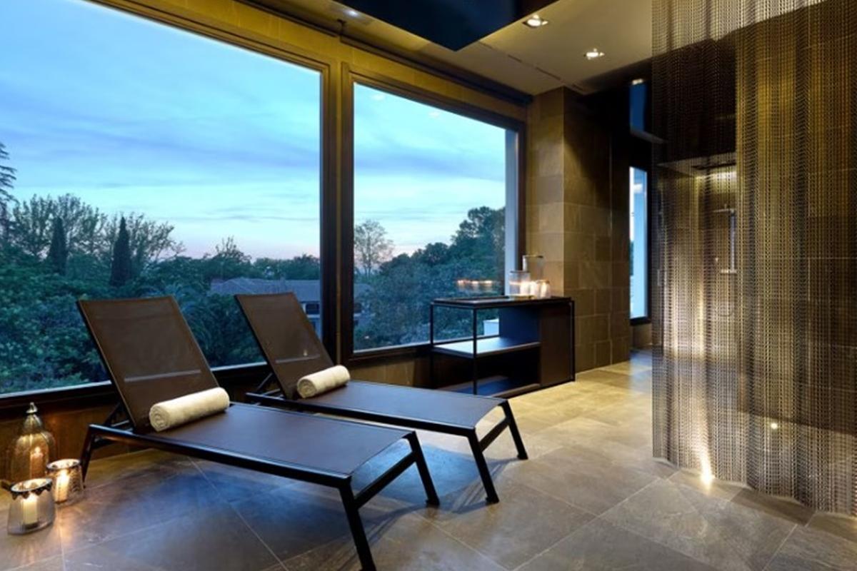 Aurea Washington Irving By Eurostars Hotel Company Granada Bagian luar foto The Spa at The Westin Austin