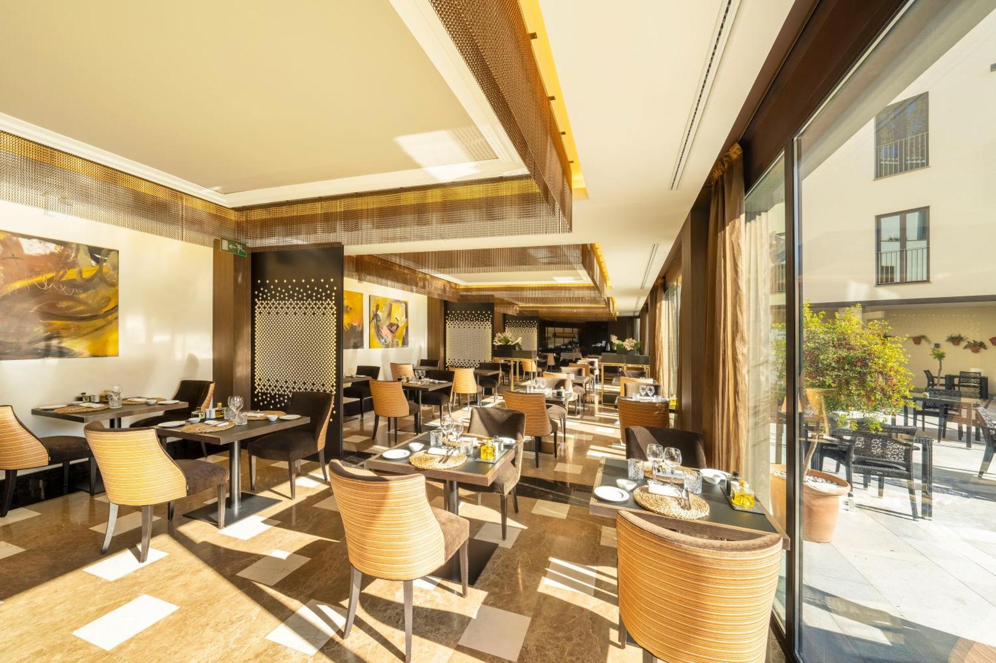 Aurea Washington Irving By Eurostars Hotel Company Granada Bagian luar foto The restaurant