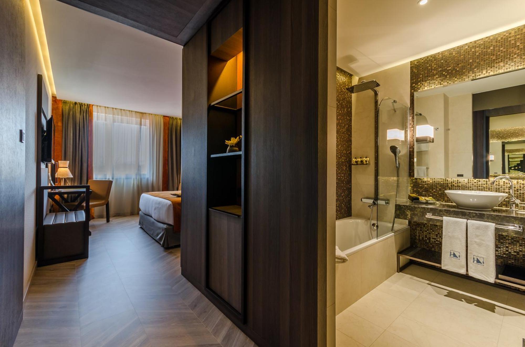 Aurea Washington Irving By Eurostars Hotel Company Granada Ruang foto Deluxe Room