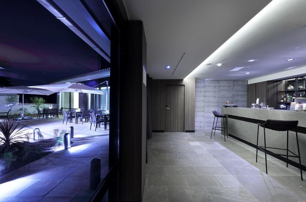Aurea Washington Irving By Eurostars Hotel Company Granada Bagian luar foto The interior of the lounge